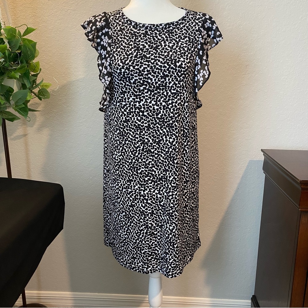 Michael kors black and white heart ruffle short sleeve shift dress size small